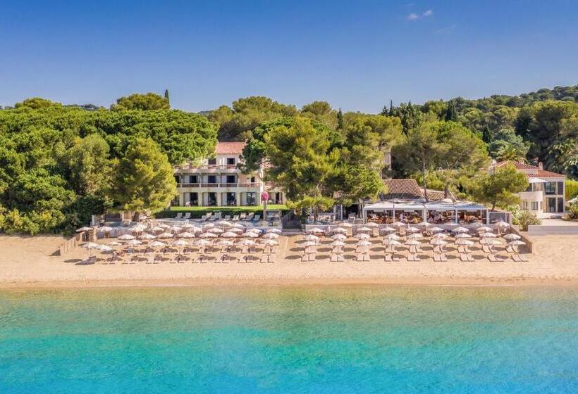 Отель La Pinède Plage