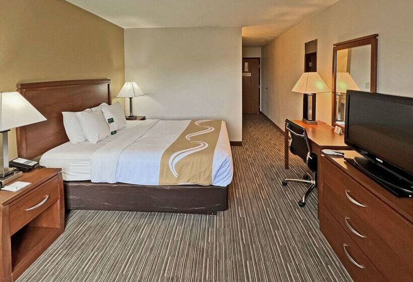 فندق Quality Inn Mitchell I 90