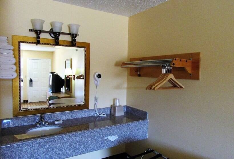 فندق على الطريق Countryside Inn