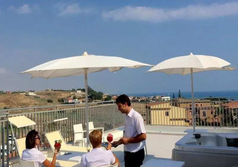 Отель Costazzurra Museum & Spa