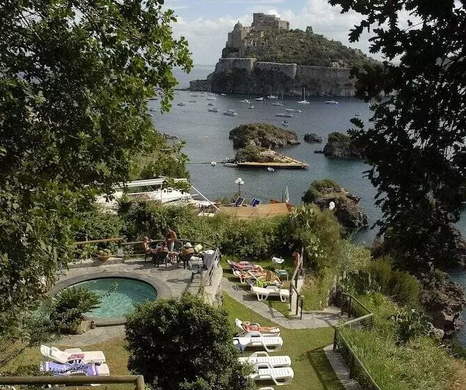 בית מלון כפרי Giardino Delle Ninfe E La Fenice