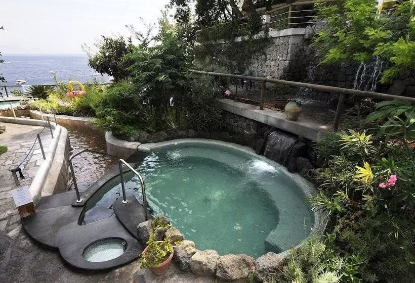 בית מלון כפרי Giardino Delle Ninfe E La Fenice