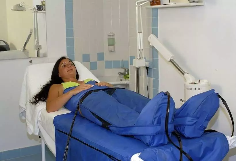 בית מלון כפרי Giardino Delle Ninfe E La Fenice