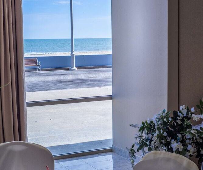 Grand Hotel Ocean City Oceanfront
