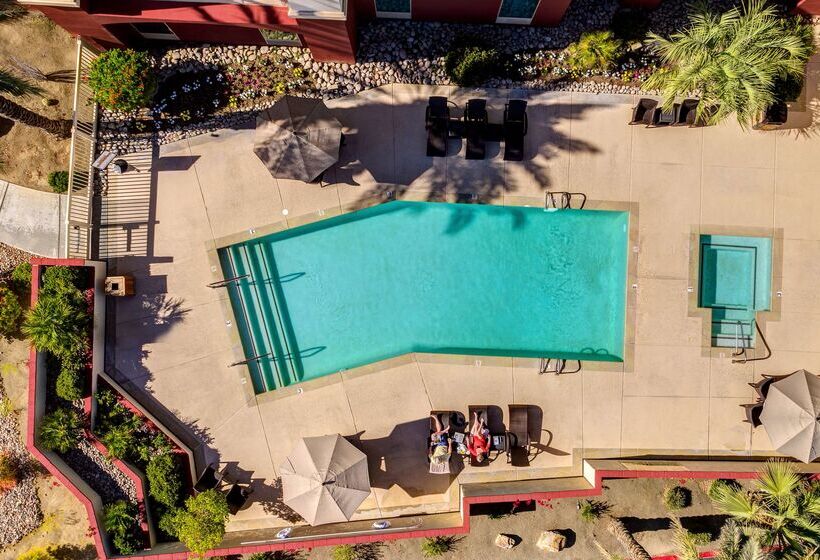 فندق Hampton Inn & Suites Palm Desert