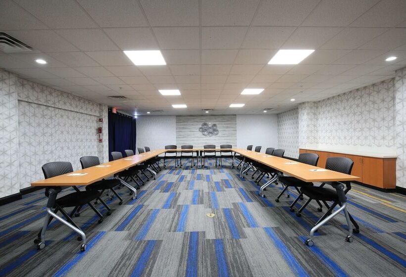 فندق Hampton Inn Bordentown