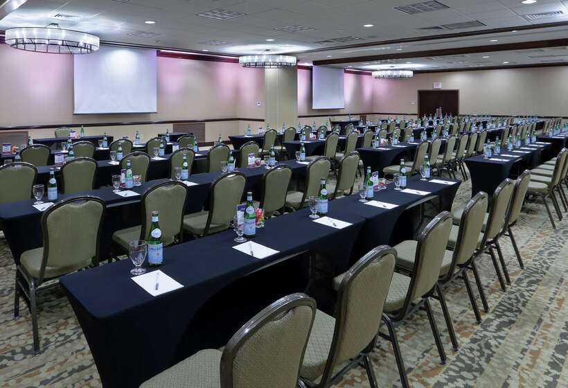 בית מלון כפרי Hampton Inn Boston Natick