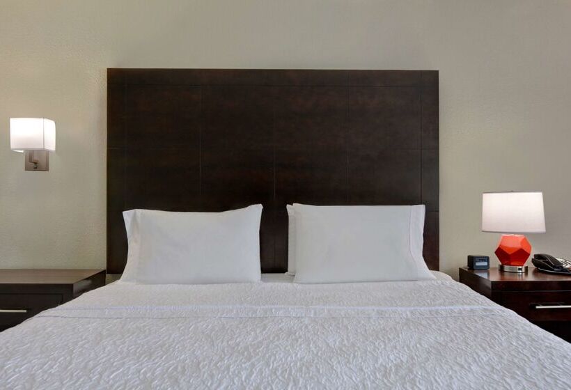 בית מלון כפרי Hampton Inn Greenwood