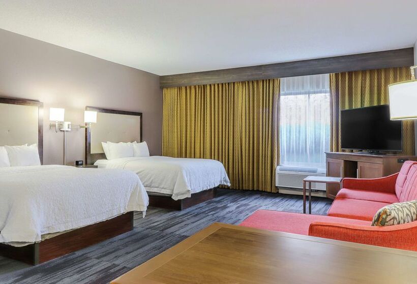 Отель Hampton Inn Heath Newark