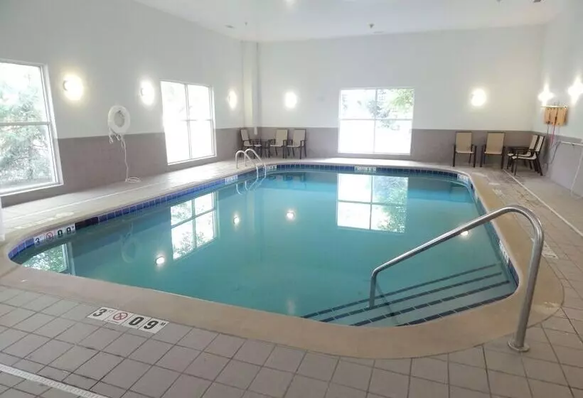 호텔 Hampton Inn Heath Newark