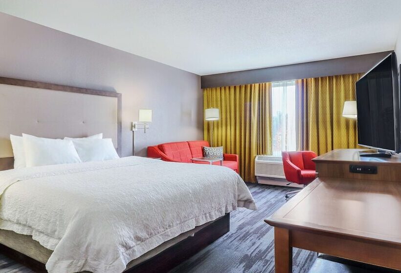 Отель Hampton Inn Heath Newark