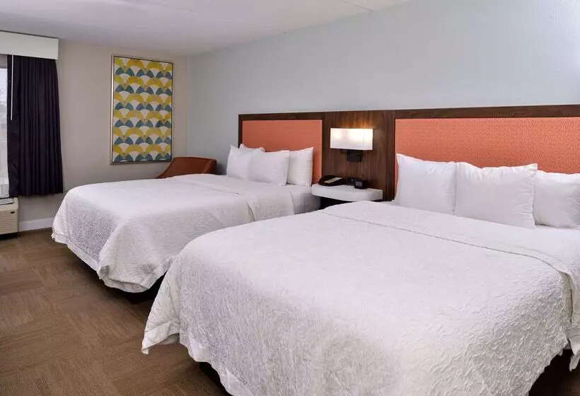 호텔 Hampton Inn Henderson