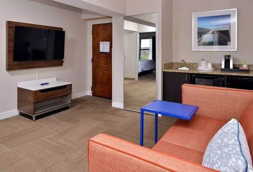 호텔 Hampton Inn Henderson