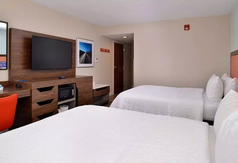 호텔 Hampton Inn Henderson