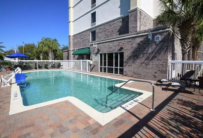 هتل Hampton Inn Jacksonville East Regency Square