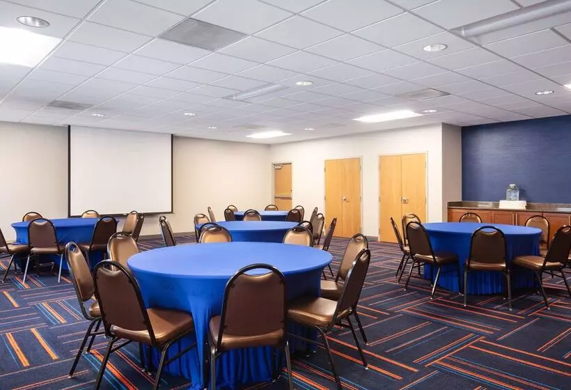 ホテル Hampton Inn Medford