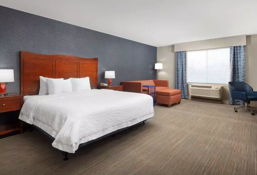 ホテル Hampton Inn Medford