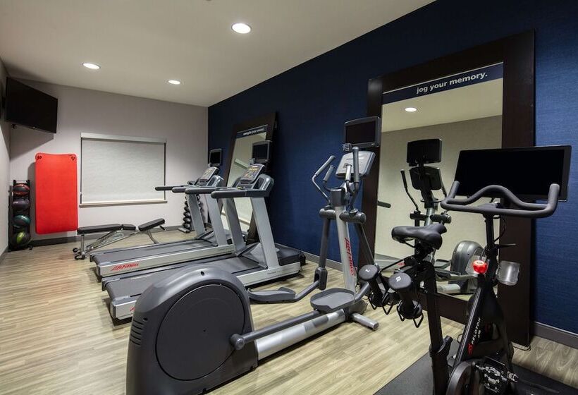 فندق Hampton Inn Medford