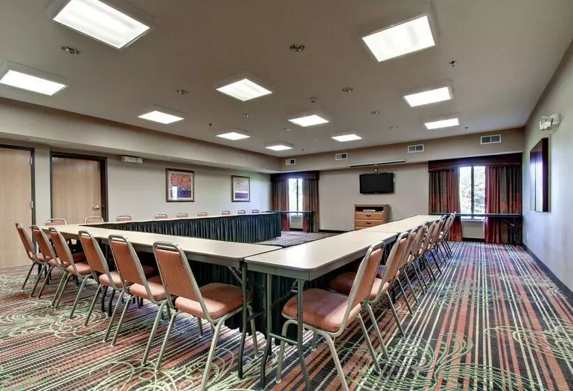 호텔 Hampton Inn Ottawa