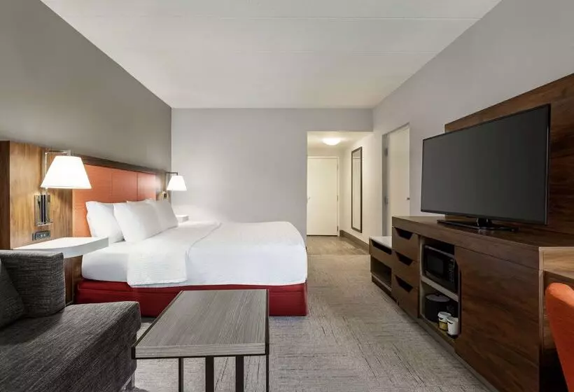 酒店 Hampton Inn Quakertown