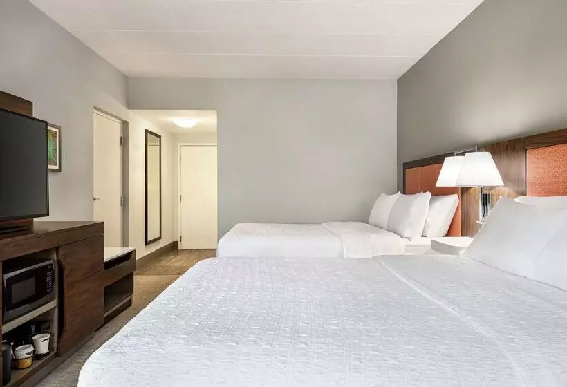 酒店 Hampton Inn Quakertown