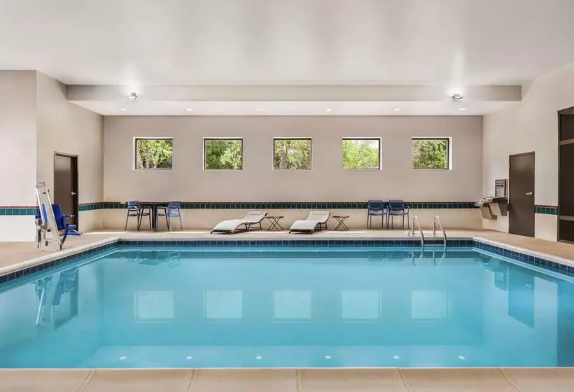 酒店 Hampton Inn Quakertown