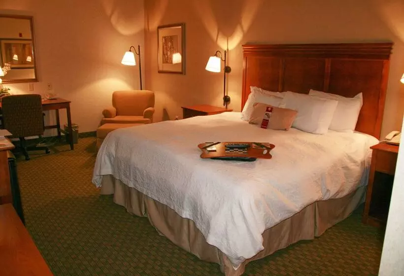 فندق Hampton Inn Sidney