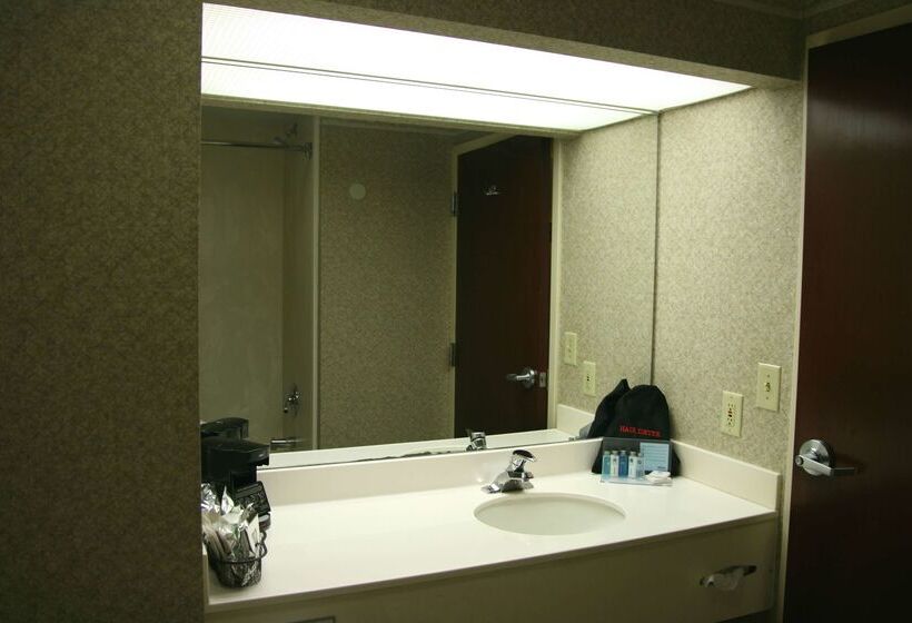 Отель Hampton Inn Stroudsburg/poconos