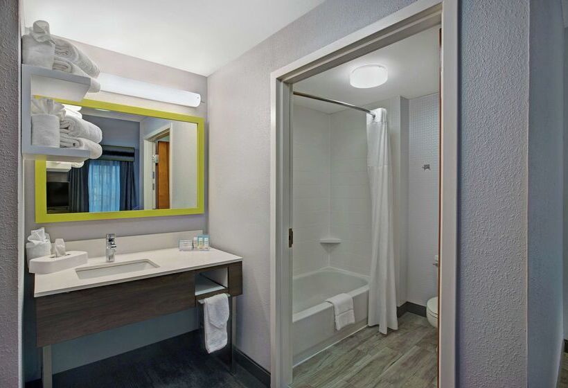 בית מלון כפרי Hampton Inn & Suites Augusta West