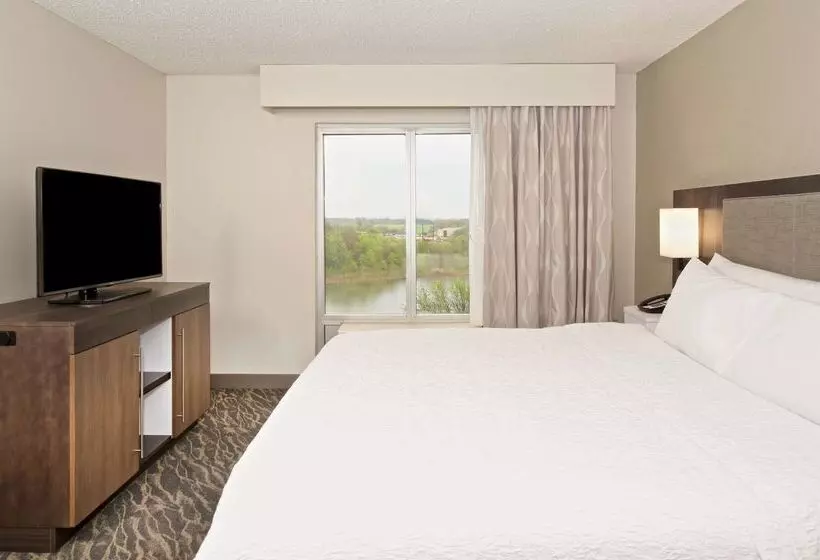 ホテル Hampton Inn & Suites N. Ft. Worthalliance Airport