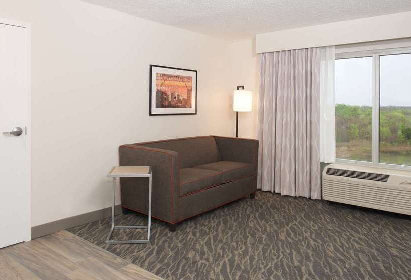 فندق Hampton Inn & Suites N. Ft. Worthalliance Airport