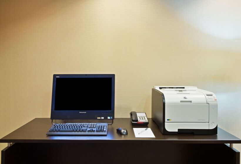 בית מלון כפרי Hampton Inn Winfield/teays Valley