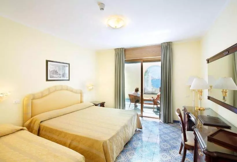 Отель Johanna Park