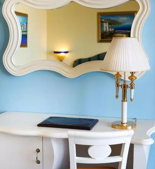 Отель Johanna Park