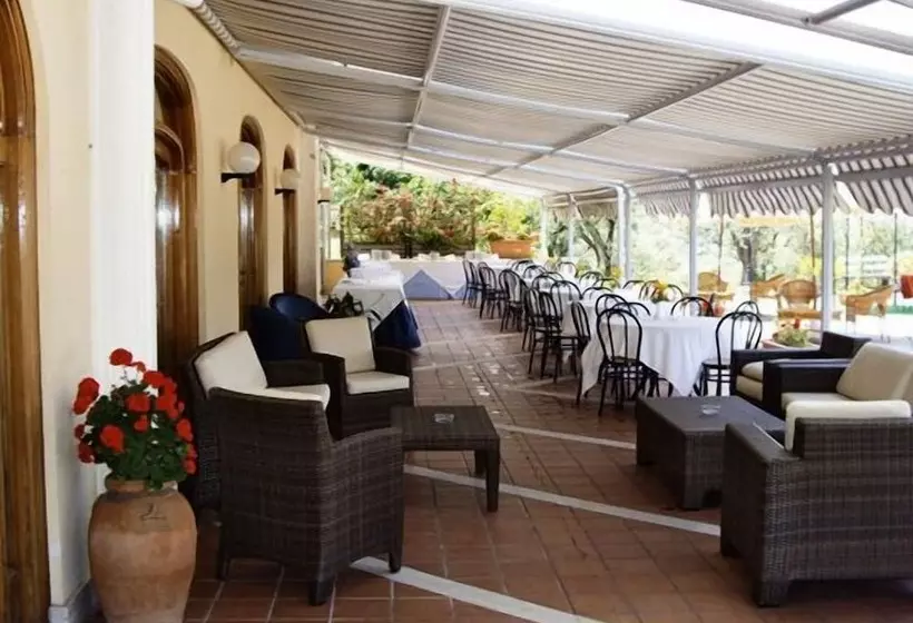 Отель Johanna Park