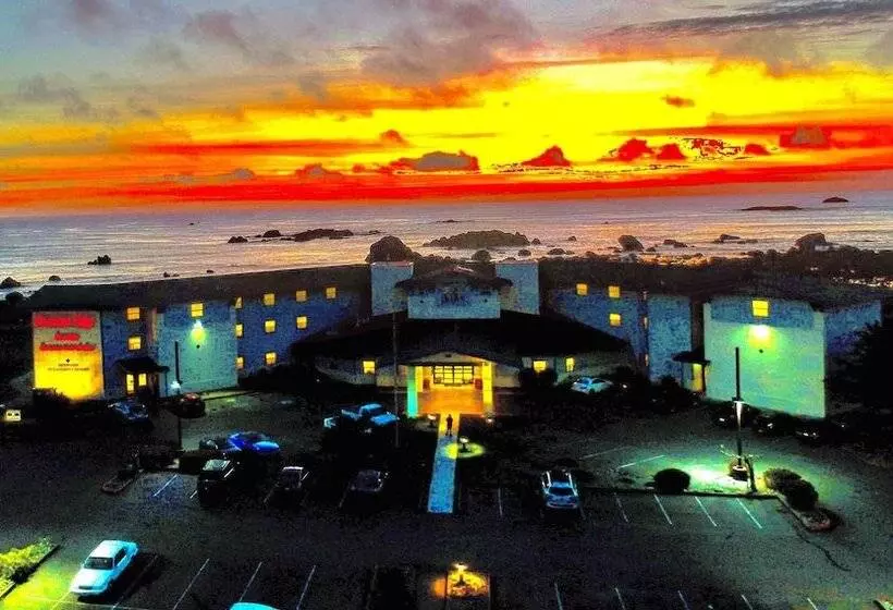 ホテル Oceanfront Lodge