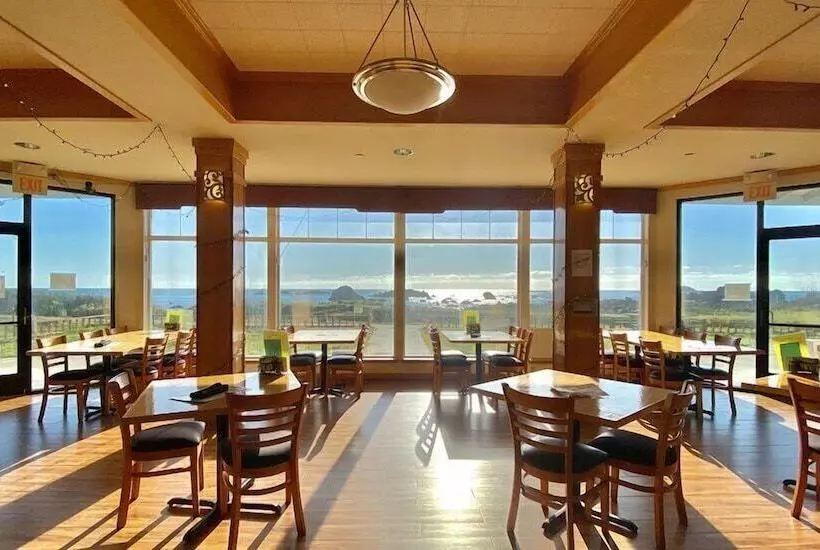 ホテル Oceanfront Lodge