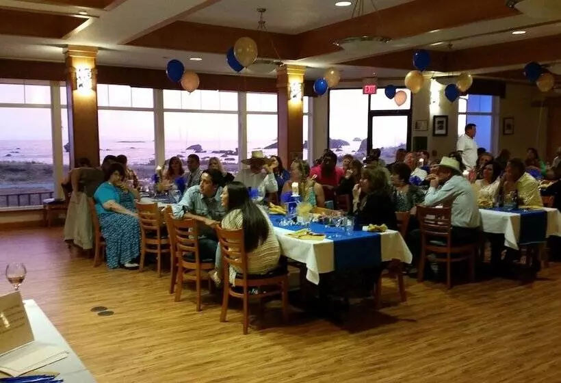 ホテル Oceanfront Lodge