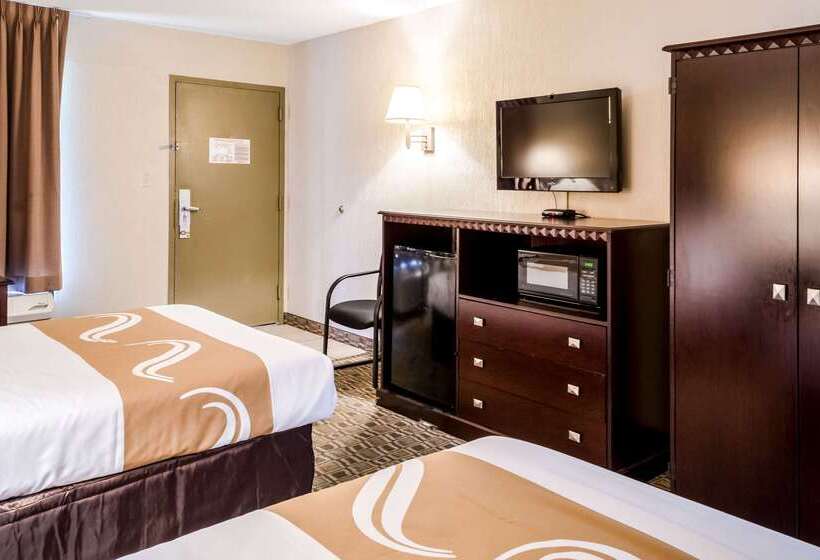 ホテル Quality Inn Moss Point   Pascagoula