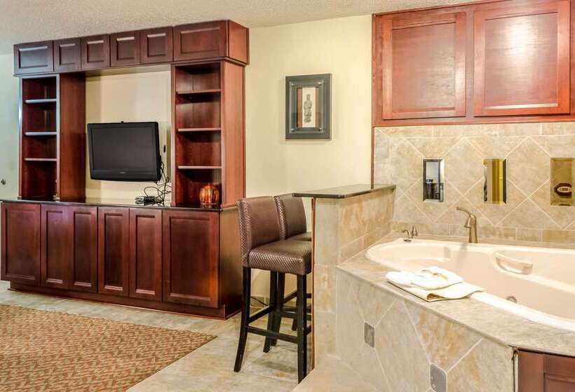 ホテル Quality Inn Moss Point   Pascagoula