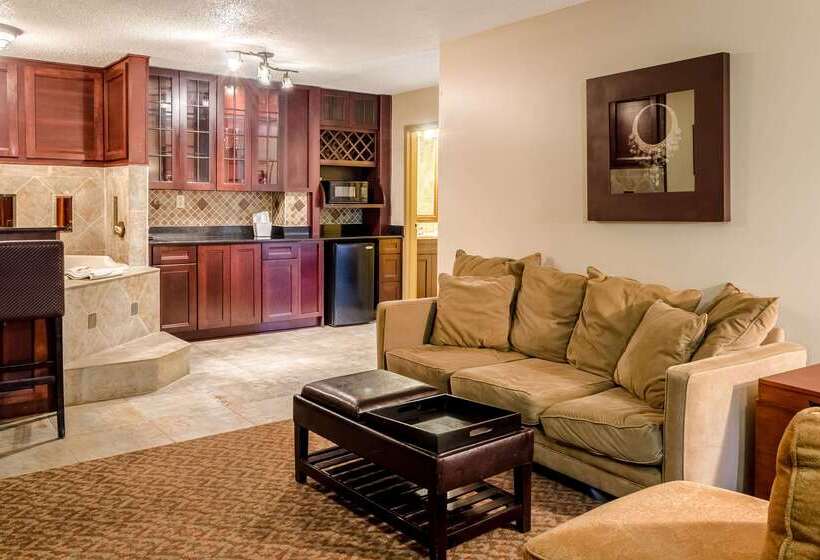 ホテル Quality Inn Moss Point   Pascagoula