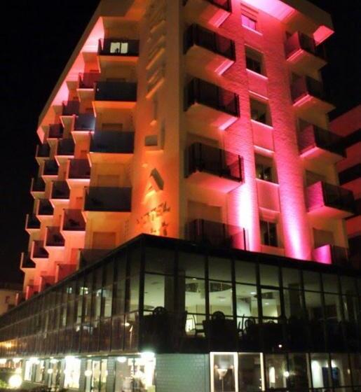 هتل Regina In Spiaggia