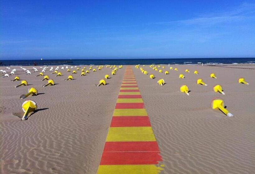 هتل Regina In Spiaggia