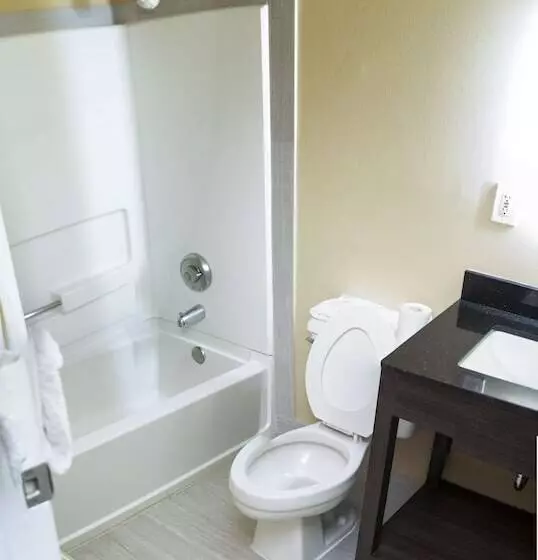 酒店 Suburban Studios Charlotteballantyne