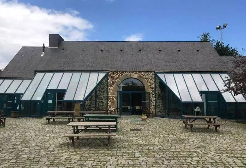 Auberge De Jeunesse Hi Saint Brieuc