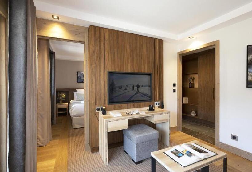 Отель Mgm Hôtels & Résidences Hôtel Alpen Lodge