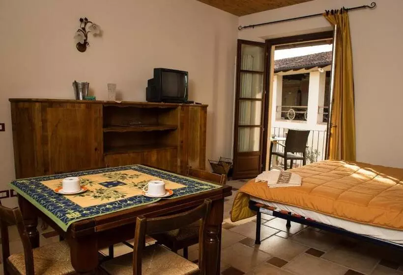 ホテル La Madonnina Agriturismo Dorè