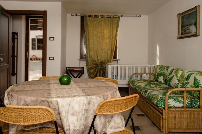 ホテル La Madonnina Agriturismo Dorè