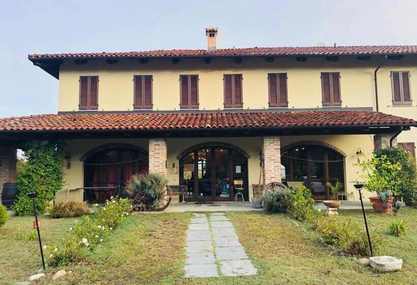 ホテル La Madonnina Agriturismo Dorè