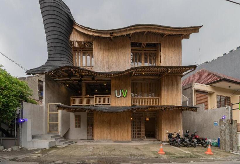 فندق Urbanview Ta Ke Residence Blok M By Reddoorz